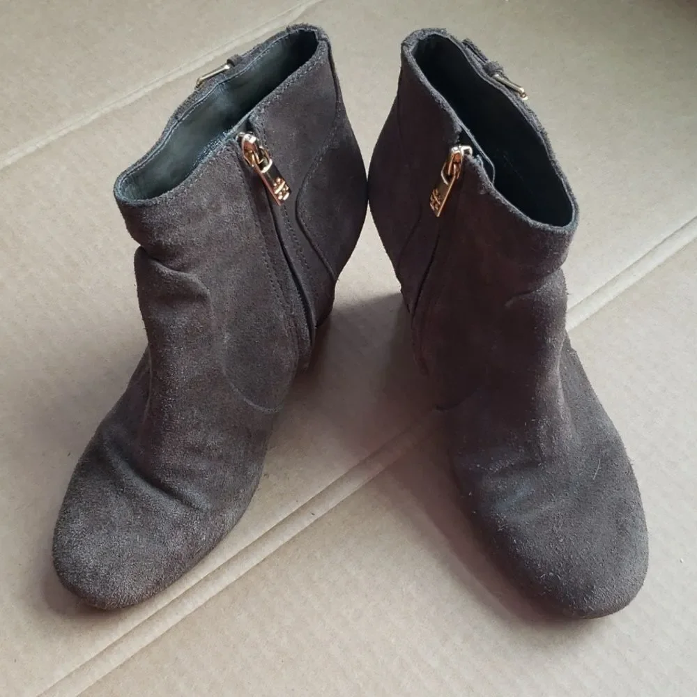 Tory Burch Shoe Womens 7.5 Brown Suede Wedge Ankle Booties Old Money Luxury